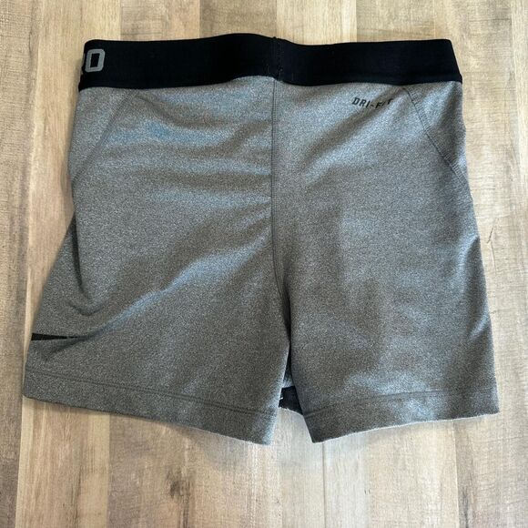 Nike Women's Pro Shorts Spandex Small Workout Athletic Grey - Picture 3 of 3